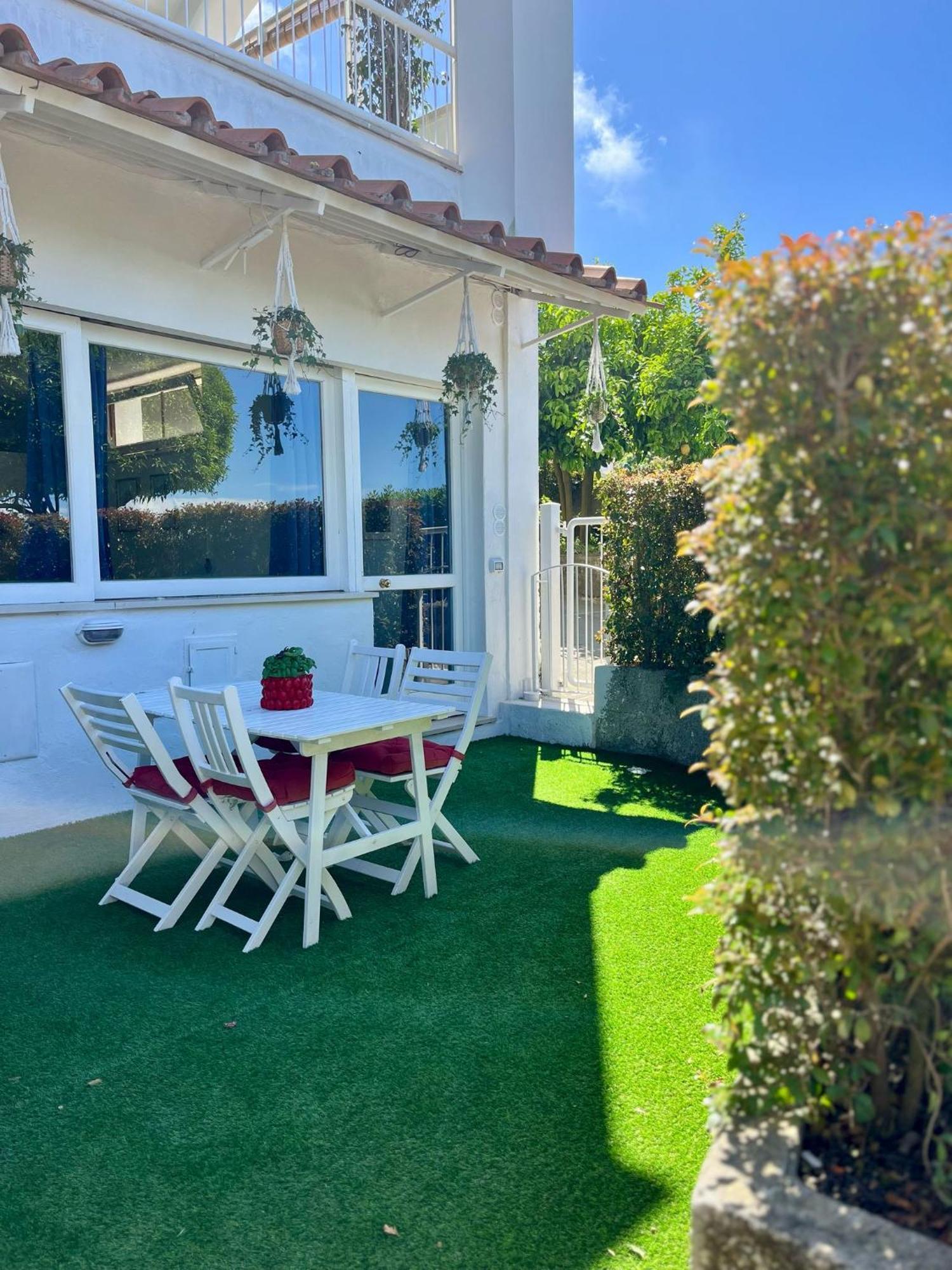 Готель Sorrento Garden Екстер'єр фото