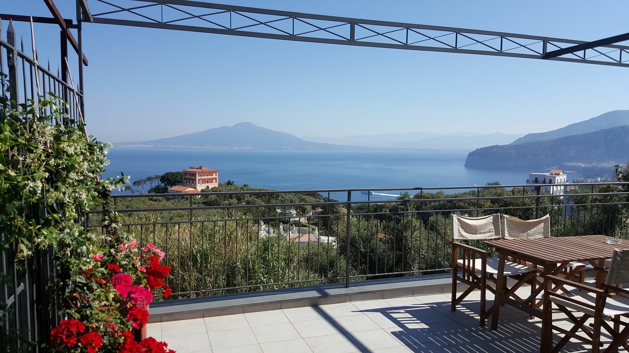 Готель Sorrento Garden Екстер'єр фото